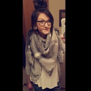 Meet your Posher, Lindsay